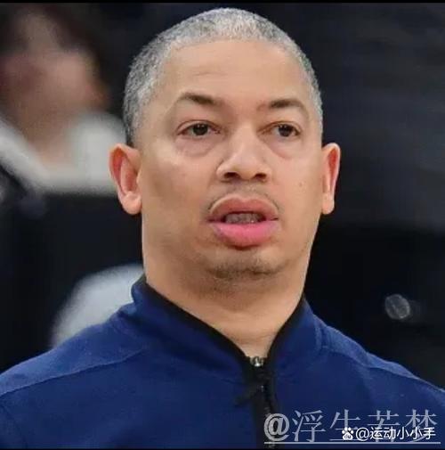 鲍威尔，小凯文波特，个个疯狂爆发崛起，管理层和泰伦卢难辞其咎