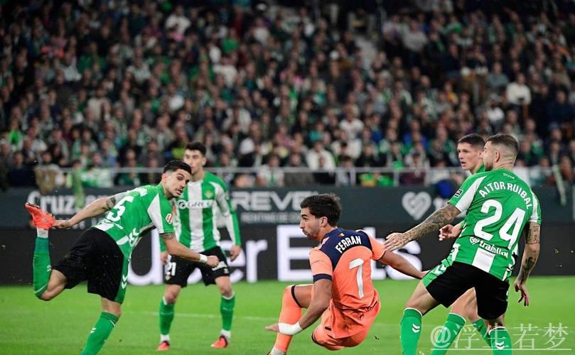 费兰戴帽助巴萨5-3大逆转！豪取西甲6连胜稳居榜首4分领先